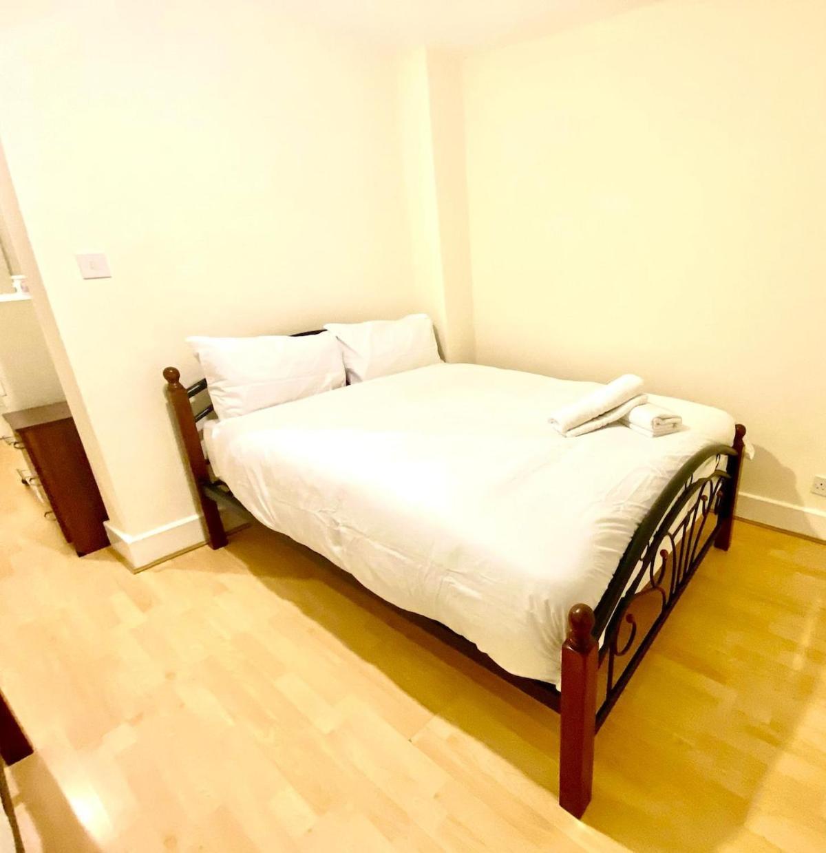 Hébergement de vacances Lovely Ground Floor 2 Bedroom House Ealing *